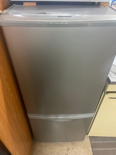 冷蔵庫　Panasonic NR-B143W 2010年製　美品　動作確認済　引き取り歓迎