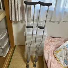 アルミ軽量松葉杖　の画像