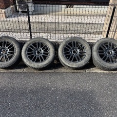 スタッドレスタイヤ ホイール付き(ブラック)