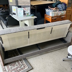 W2501-209 karimoku ソファーベッド 3人掛け グレージュ キズ汚れ有りの画像