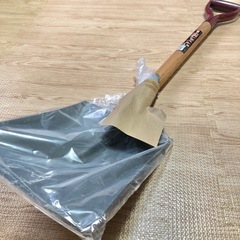 【受付終了】【未使用品】特選木柄ショベル 角形 スコップ