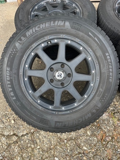 18インチ XTREME-J、タイヤ4本セット