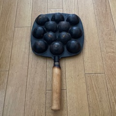 鉄のたこ焼き器の画像
