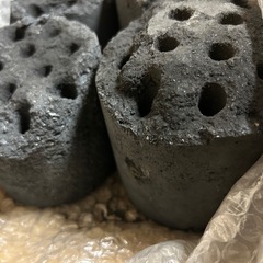練炭　４個
の画像