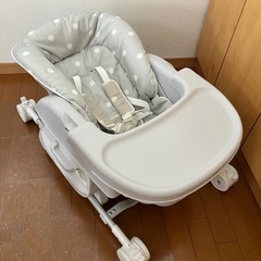 カトージ　ハイローチェア　カバー付きの画像