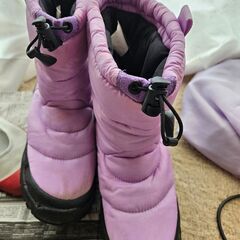 22センチスノーブーツ