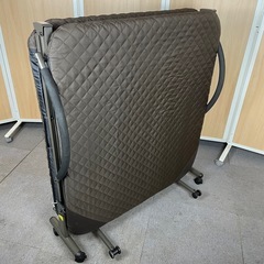 折りたたみベッド　 寝具　折りたたみ式　 手すり付き　ストッパー...