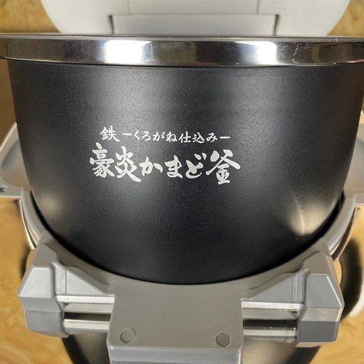 【美品】象印 炎舞炊き  NW-FA10-WZ WHITE 絹白 5.5合 圧力IH炊飯器 2022年製
