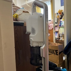 シャープ 充電式コードレス掃除機 EC-SR8の画像
