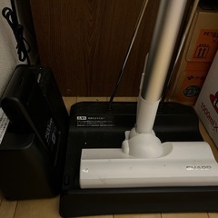 シャープ 充電式コードレス掃除機 EC-SR8