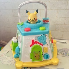 モンポケ ピカチュウたちのてあそびいっぱいボックス 知育玩具 ベ...