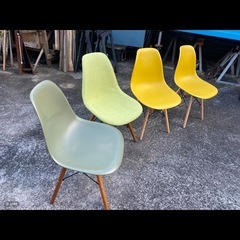 イームズリプロダクトチェア　4個の画像
