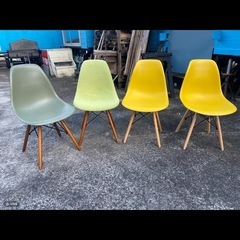 イームズリプロダクトチェア　4個