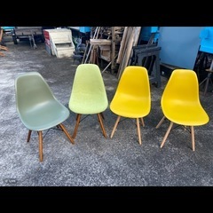 イームズリプロダクトチェア　4個の画像