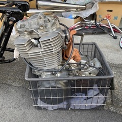 ＳＲ４００書類付きフレーム　エンジンの画像