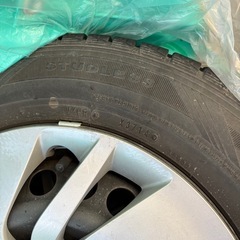 175/70/R14/840ダンロップスタッドレスタイヤの画像