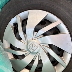 175/70/R14/840ダンロップスタッドレスタイヤの画像