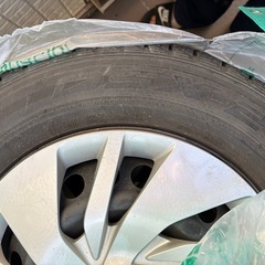 175/70/R14/840ダンロップスタッドレスタイヤの画像