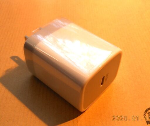 Type-C アダプタ iphone16 pro max タイプc 充電器 35W usb 充電器 スマホ 充電器 PD3.0/PPS対応/PSE認証 アンドロイド 充電器 ノートPC/タブレット/スマートフォン/iPhone15-8シリーズ/Galaxy A53/A55/S25/S24 ultraシリーズ/AQUOSシリーズ/Xperiaシリーズ/Pixel 8 Pro対応