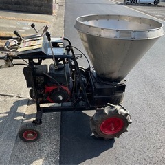 丸山 肥料散布機 FSK100M 6力 自走式  の画像