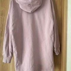 ニューバランス　パーカーワンピースの画像