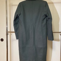 ユニクロユー チェスターコートの画像