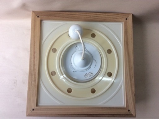 タキズミ LED照明器具 TV85007 2015年製の中古品です。TI011403