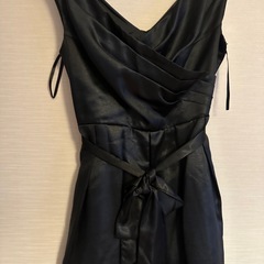 新品同様❣️黒ドレスの画像