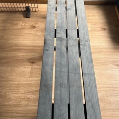 長椅子２つの画像