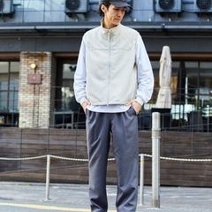 (Mサイズ　美品)FREAK'S STORE ベスト ジレ 速乾素材 リラックスフィット リネンライク ジップベスト リネン風 ホームケア メンズの画像