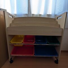 木製トイボックス☆キャスター付きですの画像