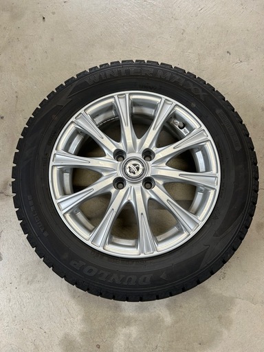 スタッドレスタイヤ