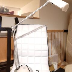 ２点セット　デスク　　ライト　セット　LAGKAPTEN ラグカプテン / ADILS オディリス　120x60cmの画像