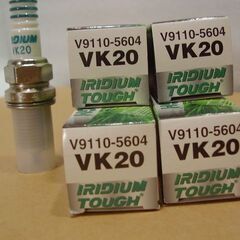 スパークプラグ　イリジウム　デンソーVK20　４本セット未使用品の画像