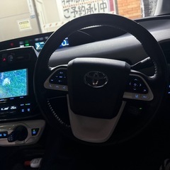 早いもの勝ち商談中即日乗って帰れます！50プリウス　グレードs  4wdの画像