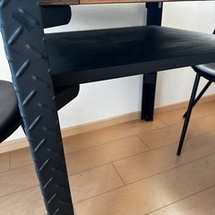 今月末で締切/2人掛けダイニングテーブルセットの画像