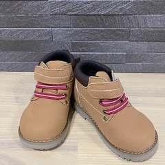 西松屋14.0cmトレッキングシューズの画像