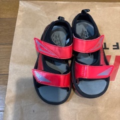 16センチサンダル