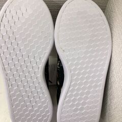 新品 未使用品　アディダス　 adidas　EF0133　レディース テニスシューズ　アドバンコートファーム W　ブラック　ADVANCOURT FARM W　250114-2の画像
