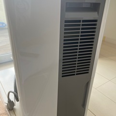 Midea 衣類乾燥除湿機の画像