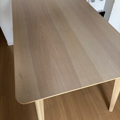 【決まりました】ダイニングテーブル、チェア