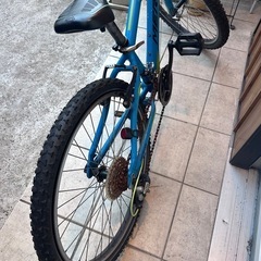 自転車マウンテンバイク　の画像