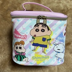 新品　クレヨンしんちゃんバニティーポーチB柄　バッグ