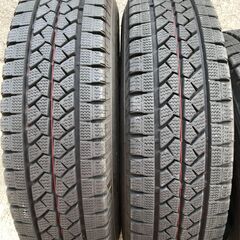 BS BLIZZAK VL1 195/80R15 107/105L LT ｽﾀｯﾄﾞﾚｽ - 国内最大級！輸入タイヤ＆ホイール通販  AUTOWAY(オートウェイ)