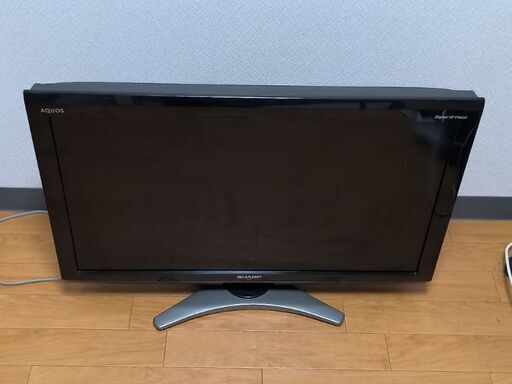 AQUOS ３２型テレビ　LC-32E7