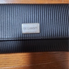 ブルガリ財布オンボロです。