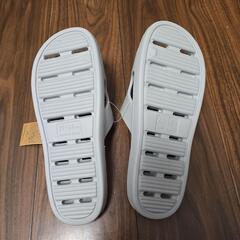 【未使用】　カインズ　EVA水が抜けるサンダル　グレー　28cm　ベランダの画像