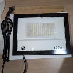(取引中)LED投光器