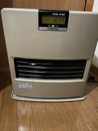 コロナ　ファンヒーター　中型