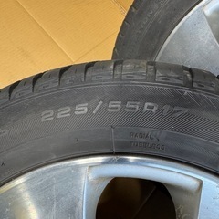 アルファード純正ホイール オールシーズンタイヤの画像